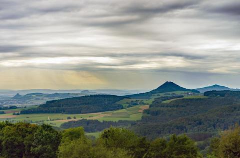 Hegaublick bei Engen Richtung Hohenhewen 2019.